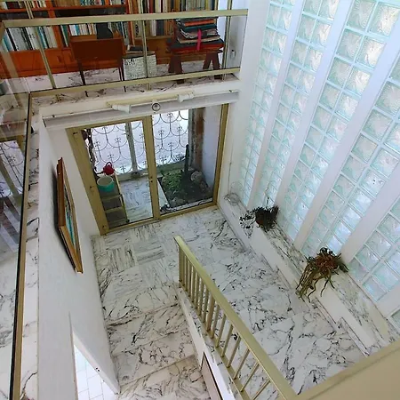 Almarine Villa Èze